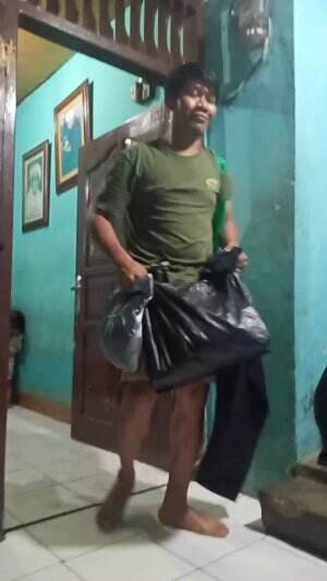 pada nyingsod ajah