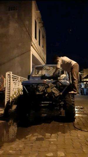 Nyuci mobil offroad sekaligus check kolong kolong guys. #jimnykatana #MyFirstVideoOnHot+ #RCTIPlus 