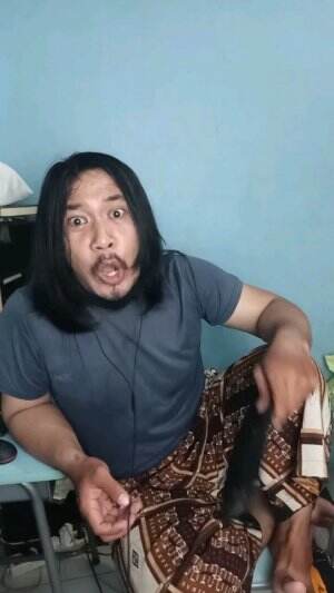 DEMEN BANGET GONTA GANTI 😓