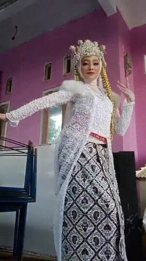 Sunda Siger (Intan Hendraningsih)