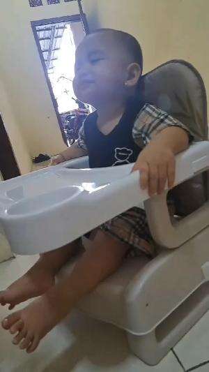 Noora nggak sabar untuk makan siang  #NooraKhadijahAlKhered  #masyaallahtabarakkallah  #mpasi  #RCTIPlus  #myoriginalcreations 