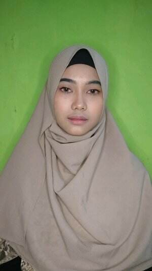 Nabila Tri Meilina_20 Tahun_Bandung_Hijrah Cinta