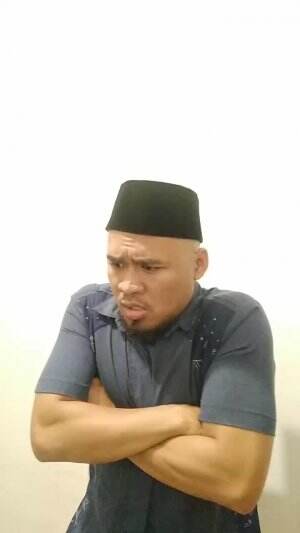 Bapak Bapak tukang Gosiiip...🤣 Ukhty Fatin sedang mengalami gangguan Jiwa 😂😂😂