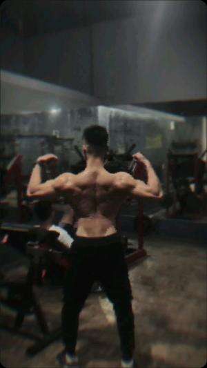 Bugar adalah keinginan setiap orang jadi perbaiki pola hidup kalian
.
.
#gym #gymmotivation #fitness #gymlife #bodygoals 