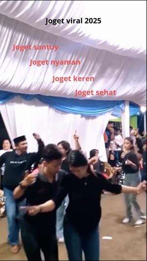 joged viral 2025 keren santuy #fyp #LaguViral #Viral #trending #joget #jogetviral #beranda #viralvideo #trendingvideo #RCTIshorts #shortplus