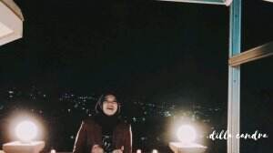 kecuali dia - seurieus (dilla's cover) . pertama kalinya nih cover lagu rock! jangan lupa vote sebanyak-banyaknya ya! enjoyyy🤩