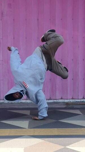 want to turn back time  - break dance