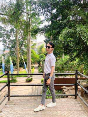 KDI 2025 RIZKI MUKHAEMIN FIRDAUS BANDUNG 20 TAHUN MENGEJAR BADAI 
#OnlineAuditionKDI2025