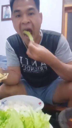 Madhang Wareg



#foodvlogger #RCTIPlus #fyp #fypシ #fypシ゚viral 