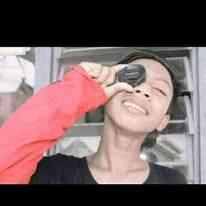 assalamualaikum nama saya Muhammad affandi saya dari kota probolinggo dan umur saya 17 dan saya ingin membahagiakan keluarga saya 