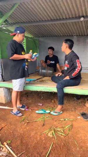 dasar mahluk halus hahahah



 #komedisunda  #barudakwell 
