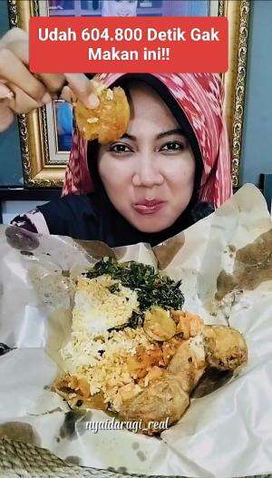 Menu yang tak bisa diskip kalo makan di warteg ??
#nyaidarugi_real #warteg #masakanrumah #jengkol 
