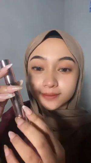 aku pake maskara instaperfect 