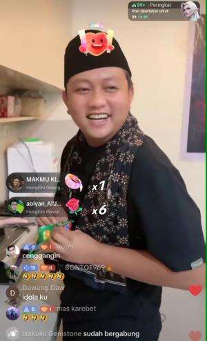 Denny Caknan Masak Mie di rumah FebrianIqbal