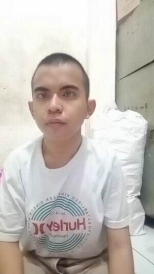 aku ingin ikut nyanyi