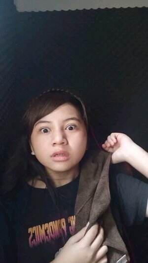 kaya ngeliat setan