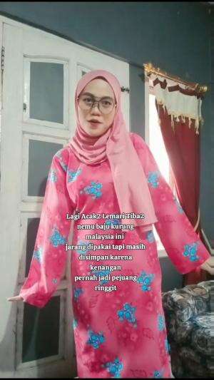 lagi suka banget sama warna pink