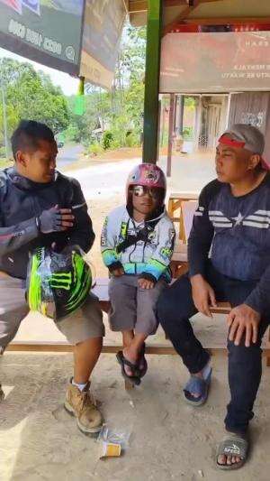 Acil rek ka Purwakarta


 #barudakwell  #komedisunda  #RCTIPlus  #HOTrctiplus  #shortplus 