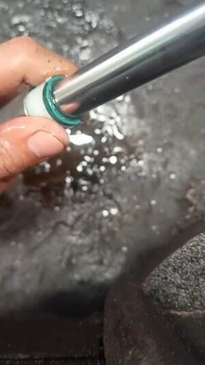 seandainya dr pabrik tidak ditambah stopper yg biru,, shockbreaker pasti lebih awet dan tdk cepat keras suspensinya #shockbreakermobil 