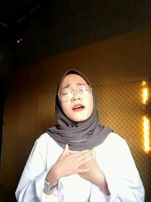 KDI 2021 Siti Nahjatul Hasanah Demak Jawa Tengah 18 Tahun Cincin Kepalsuan #onlineauditionkdi2021