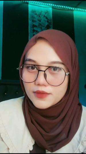 kacamata yang aku pakai