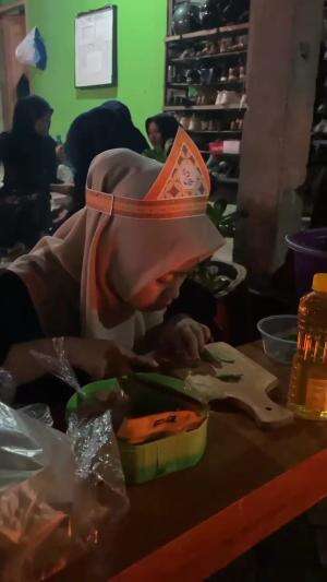 Ajang Perlombaan Masak Antar Kamar
Dalam rangka memperingati hari santri nasional 2025

 #RCTIPlus #HOTrctiplus #icrcti #rcti #RCTIoke #rcti