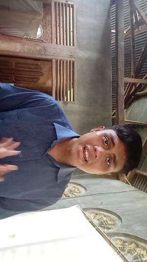 Nama:Fajar Bahari, Usia:20 Tahun, Judul Lagu:Makan Darah