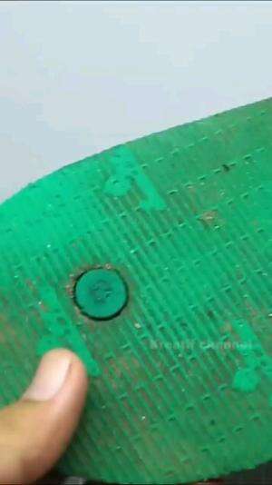 MEMPERBAIK SENDAL JEPIT PUTUS DENGAN BEKAS ODOL

#tipsandtrik #tips #trik #tutorial #kreatif #hiburan #inspirasi #inspiratif 