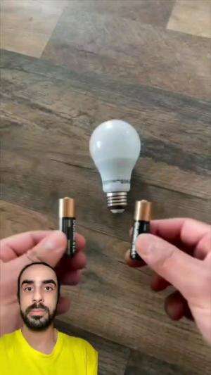 TRIK LAMPU MENYALA DENGAN BATERAI