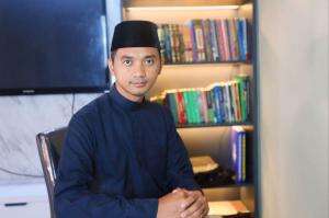 #CMI_INEWS ADAM ILYASIN 33 JAWA BARAT Judul "Meminta Pertolongan Dengan Shalat" 