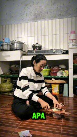 ketika istri gen z lagi masak nga afdol kalo nga di videoin
.
.
.
 #genz  #istriteladan  #istriku  #istrikumasak 