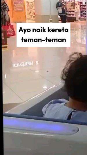 Ayo naik kereta teman-teman.
#RCTIPlus #HOTrctiplus #Duniaanakanak #Edukasianak #Videoanakanak #fyp #fypシ #fypシ゚viral 