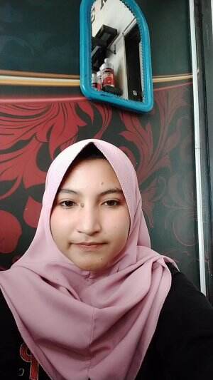Cicih rahmawati umur 20 Karawang Jawa barat