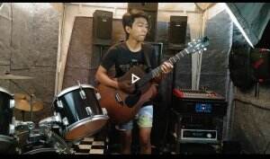 Enaknya kasih Judul apa ini Lagu Lurr ??