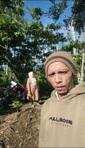 Libiran hari raya di kebun kopi