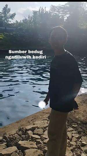 Kolam renang air sumber di kediri jatim

#sumbermataair
#kolamrenangmurah
 #sumberair 