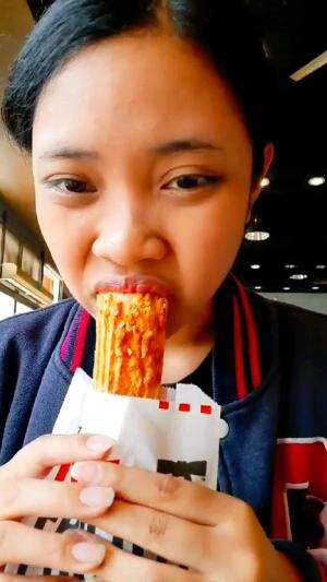 siapa yang baru tau ada menu ini di KFC?  #makananviral  #reviewmakanan  #food 