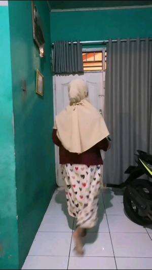 cuma bisa nyuci malem..
 #fyp  #fypシ  #laundrytime #cucibaju 