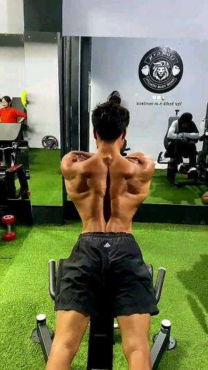 disiplin adalah pilihanku
.
.

 #gym #atlet #bodycontes 