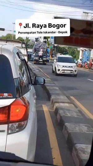 Kejadian aneh disini juga ada. Keseret jauh kayak di Kuningan waktu itu