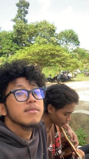 TINBS,  Nama: Agung Afriyana M. Zain, Kota: BREBES BUMIAYU, SIRAMPOG,  judul lagu: Amin Paling Serius. #TINBS