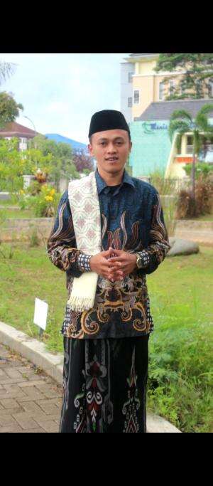 CMI_INEWS ROFIQ RIJAL FADILAH GUNAWAN 17 GARUT_Ketika Hidup Terasa Berat, Al Qur'an Punya Jawabannya.