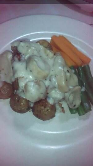 Chicken Mushroom Garlic Creamy Souce With Sauted Baby Potatoes Versi Kearifan Local #onlineauditionmci9 