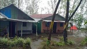 Suasana di pos pondokan makutoromo gunung arjuno jawa timur. via jalur purwosari 