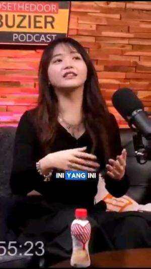 lucu bgt 🤣 gemesh
°
°
°
-----------------------------------------------------------
💙 𝙟𝙖𝙣𝙜𝙖𝙣 𝙡𝙪𝙥𝙖 𝙩𝙖𝙥 2 𝙠𝙖li 
#podcast #podcastviral