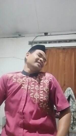 USTAD UNTUNG SENIOR VS JUNIOR Vote Like komen share dan dukung video Ustad Untung