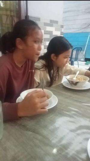 SEBLAKK 
 #pasdingindinginmakanseblak
 #mantap
