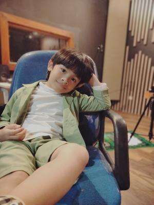 Bocah 6 tahun nyanyi lagu SUMMERTIME 😍