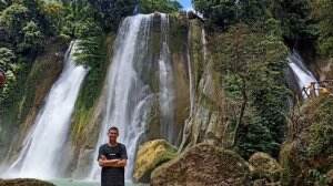 Mencari kesegeran di Curug Cikaso, SUKABUMI 
