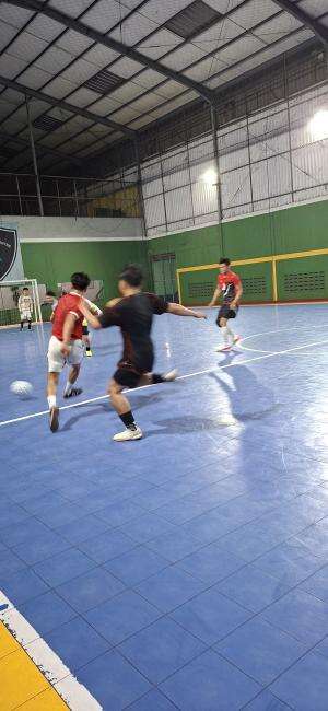 Olah Raga Futsal, menjalin Silaturahmi dengan Olah raga

 #futsal  #Main Futsal  #futsal trickshot and goaaallll #RCTIPlus #olahraga 